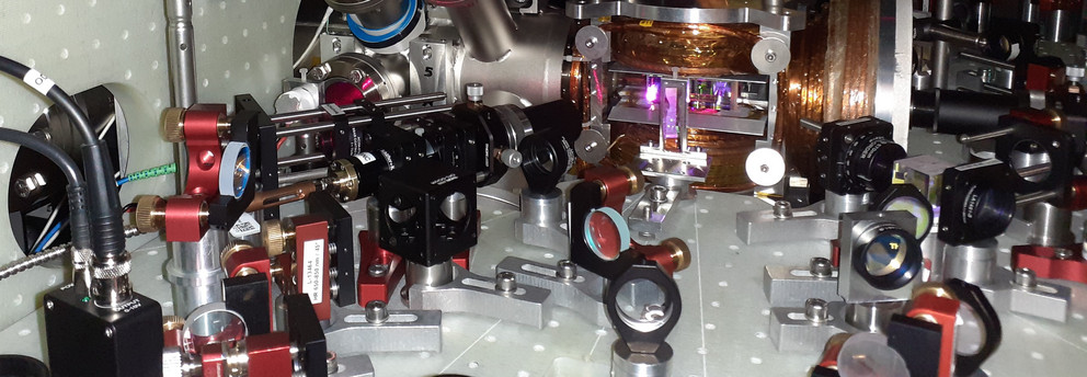 Top view of the Lithium Quantum-Gas Apparatus.